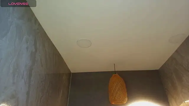 Snapshot of dany_r_ chatting on 10, 10, 2025 dany r online show from 10, 10, 2025