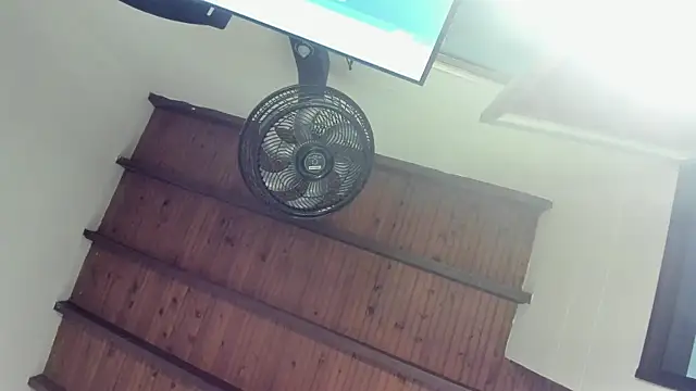 Snapshot of Isabella-Rosssi chatting on 11, 10, 2025 Isabella-Rosssi online show from 11, 10, 2025