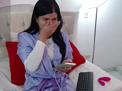 Snapshot of Arianaskyblue chatting on 30, 10, 2025 Arianaskyblue online show from 30, 10, 2025