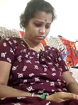 Snapshot of sweetqueen143 chatting on 19, 11, 2025 sweetqueen143 online show from 19, 11, 2025