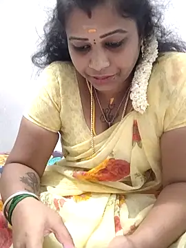 sweetqueen143 online show from 2, 4, 2026