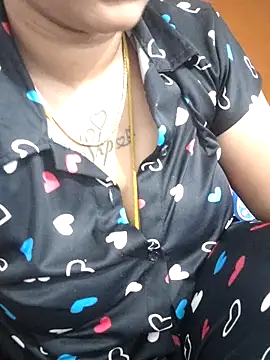 sweetqueen143 online show from 4, 5, 2026