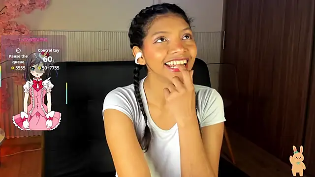 Snapshot of natalia_blue chatting on 26, 10, 2025 natalia blue online show from 26, 10, 2025