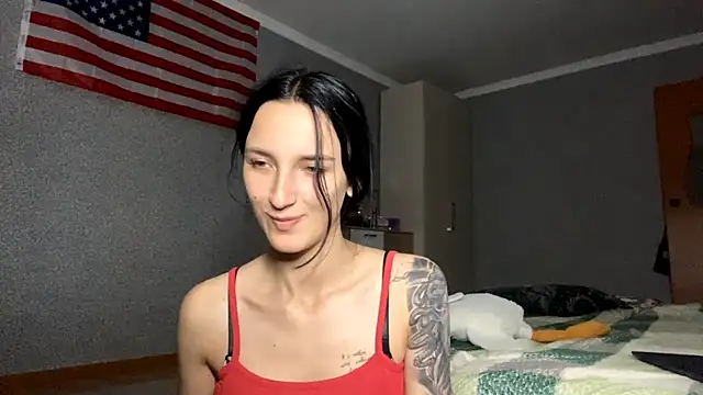 Snapshot of TifanyRawi chatting on 27, 9, 2025 TifanyRawi online show from 27, 9, 2025