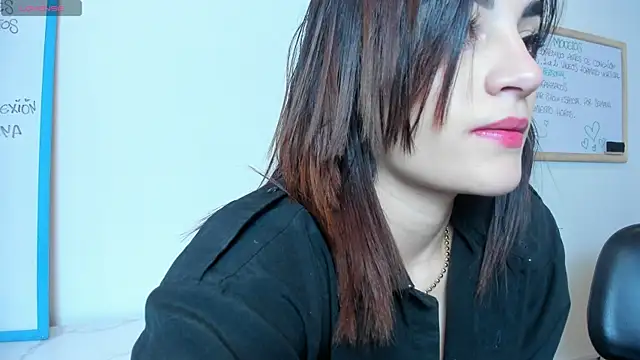 Snapshot of Maddy_Rouse1 chatting on 2, 10, 2025 Maddy Rouse1 online show from 2, 10, 2025