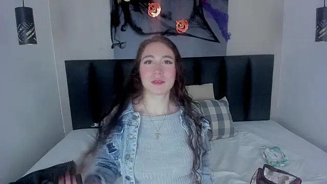 Snapshot of MyApril__ chatting on 31, 10, 2025 MyApril online show from 31, 10, 2025