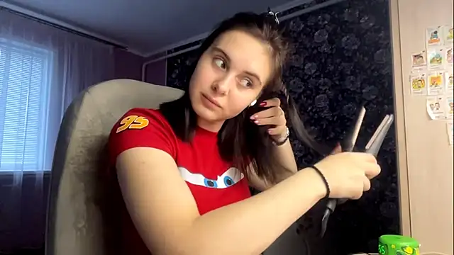 MollyPartey online show from 5, 10, 2025