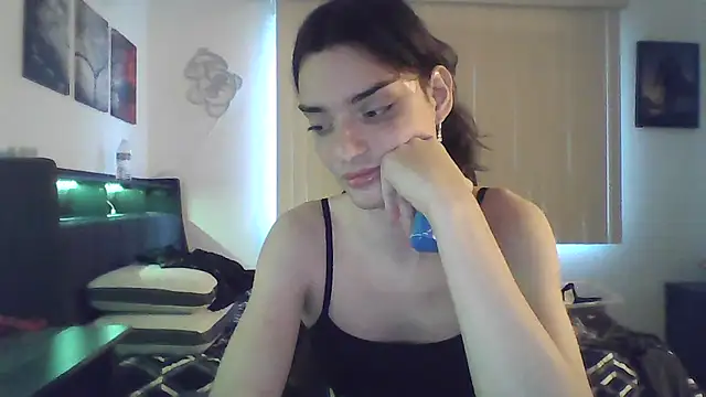 Luna Samosienko online show from 30, 9, 2025