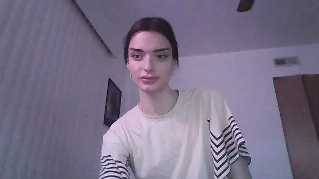 Luna Samosienko online show from 4, 10, 2025