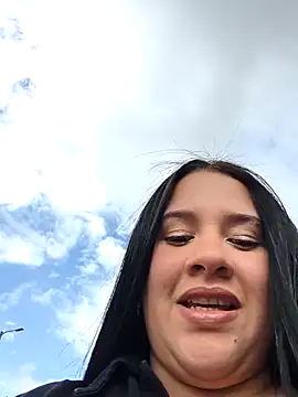 Cloe 27 online show from 13, 10, 2025