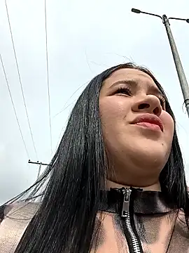 Cloe 27 online show from 18, 10, 2025