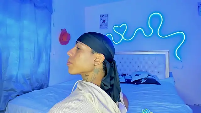 Snapshot of Glader31 chatting on 6, 10, 2025 Glader31 online show from 6, 10, 2025