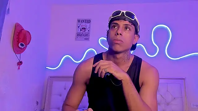 Snapshot of Glader31 chatting on 18, 10, 2025 Glader31 online show from 18, 10, 2025