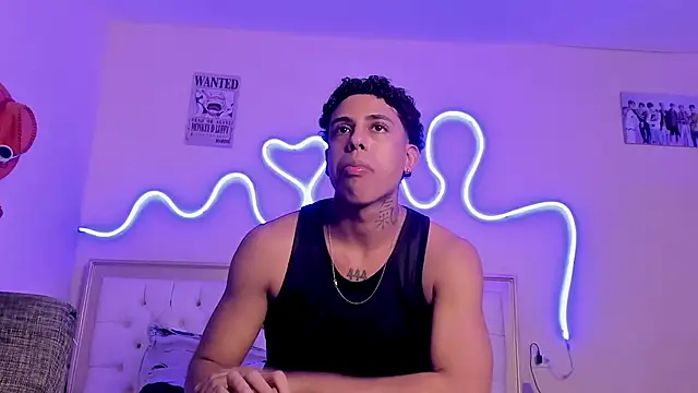 Snapshot of Glader31 chatting on 26, 10, 2025 Glader31 online show from 26, 10, 2025