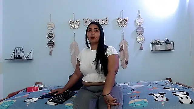 Snapshot of evannesanicol08 chatting on 16, 10, 2025 evannesanicol08 online show from 16, 10, 2025