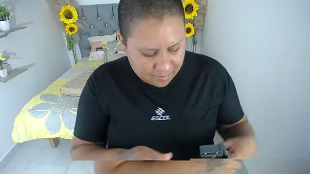 Snapshot of hotlesby_valery chatting on 21, 11, 2025 hotlesby valery online show from 21, 11, 2025