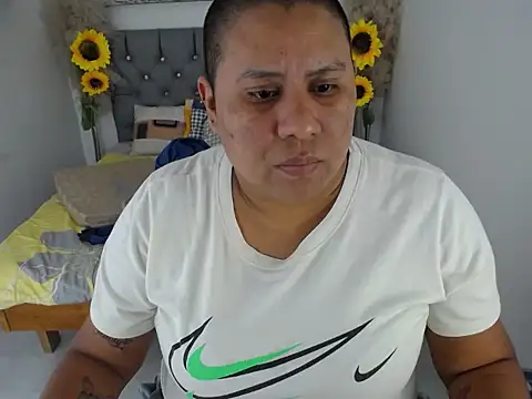 Snapshot of hotlesby_valery chatting on 17, 12, 2025 hotlesby valery online show from 17, 12, 2025