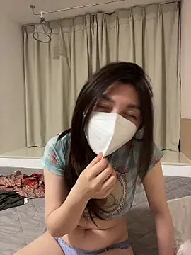 Snapshot of fioralba chatting on 5, 6, 2026 fioralba online show from 5, 6, 2026