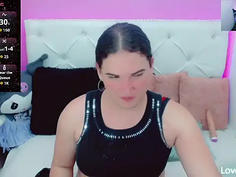 Snapshot of x_daniiela_x chatting on 24, 10, 2025 x daniiela x online show from 24, 10, 2025