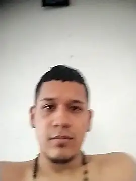 Snapshot of Mohamedxxx13 chatting on 23, 9, 2025 Mohamedxxx13 online show from 23, 9, 2025