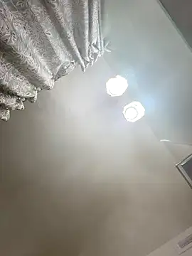 loverofbigitems2 online show from 30, 10, 2025