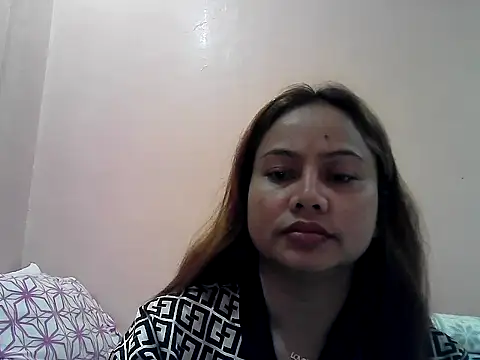 Snapshot of Amarrahlyn chatting on 27, 10, 2025 Amarrahlyn online show from 27, 10, 2025