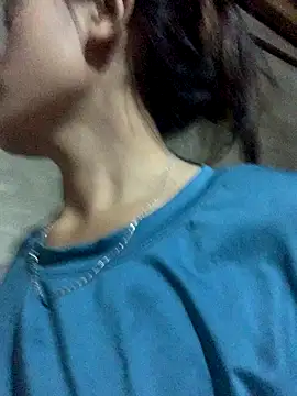 Halyy xx online show from 3, 10, 2025