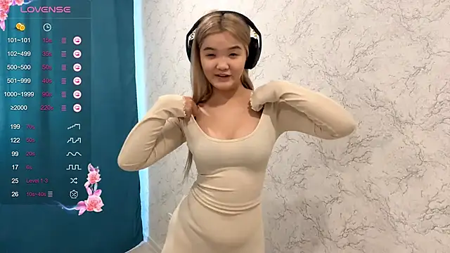 CarolannSide online show from 4, 11, 2025