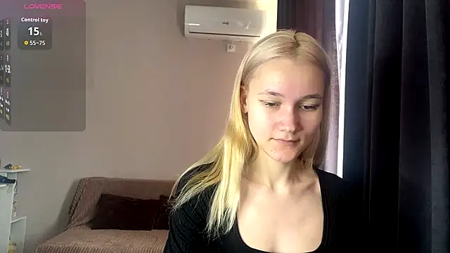 Snapshot of TwinedPeril chatting on 30, 10, 2025 TwinedPeril online show from 30, 10, 2025