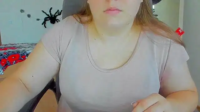 Snapshot of Liza-Mendez chatting on 27, 10, 2025 Liza-Mendez online show from 27, 10, 2025