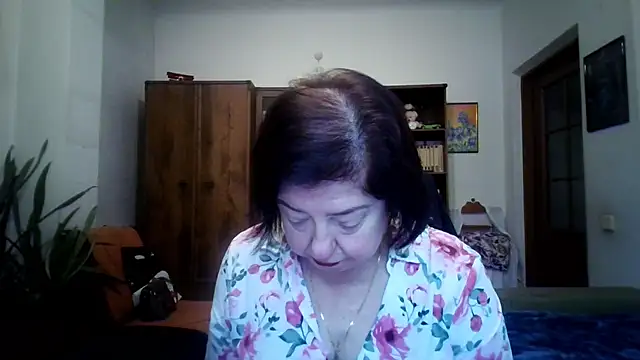 Violet Pulse online show from 1, 12, 2025