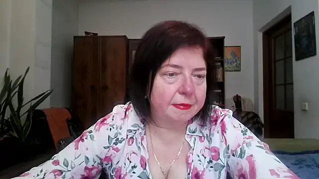 Snapshot of Violet_Pulse chatting on 1, 4, 2026 Violet Pulse online show from 1, 4, 2026