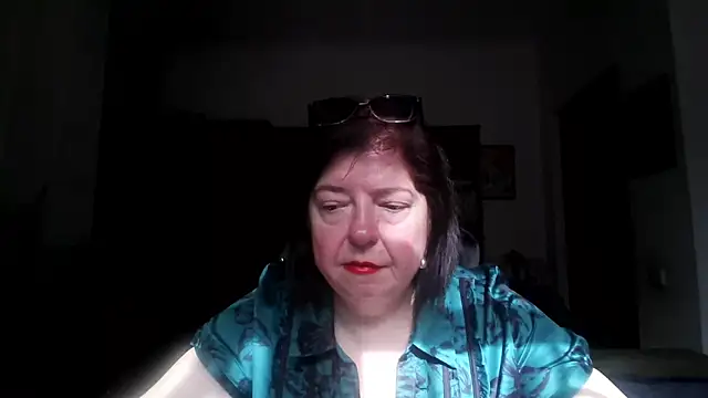 Snapshot of Violet_Pulse chatting on 3, 4, 2026 Violet Pulse online show from 3, 4, 2026