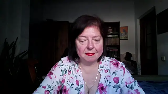 Snapshot of Violet_Pulse chatting on 15, 4, 2026 Violet Pulse online show from 15, 4, 2026