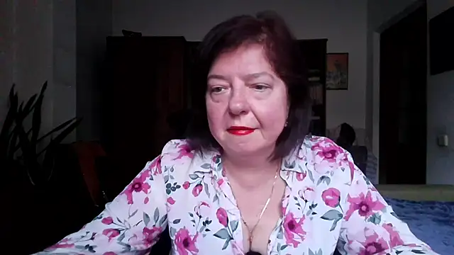 Snapshot of Violet_Pulse chatting on 16, 4, 2026 Violet Pulse online show from 16, 4, 2026