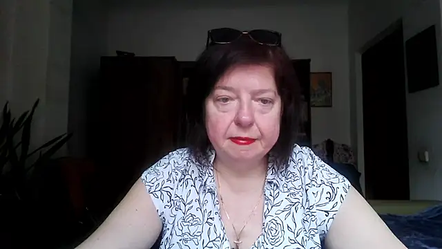 Snapshot of Violet_Pulse chatting on 22, 4, 2026 Violet Pulse online show from 22, 4, 2026