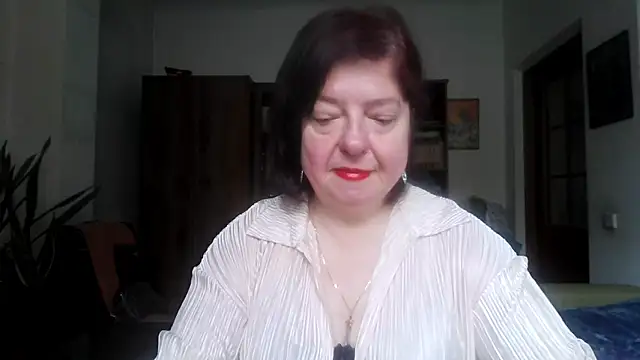Snapshot of Violet_Pulse chatting on 23, 4, 2026 Violet Pulse online show from 23, 4, 2026
