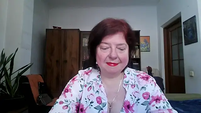 Snapshot of Violet_Pulse chatting on 3, 5, 2026 Violet Pulse online show from 3, 5, 2026