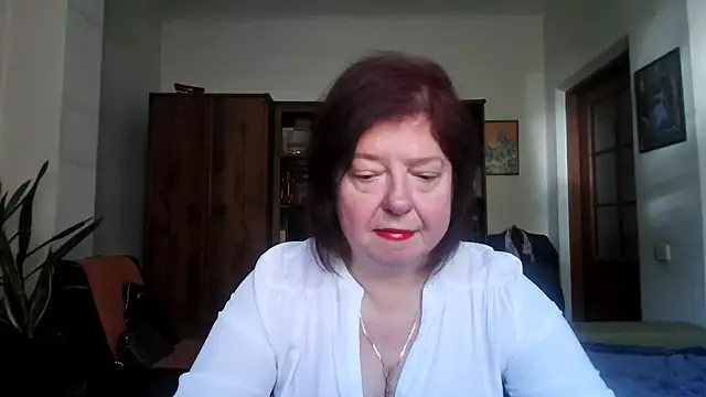 Snapshot of Violet_Pulse chatting on 7, 5, 2026 Violet Pulse online show from 7, 5, 2026