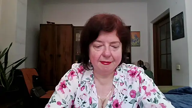 Snapshot of Violet_Pulse chatting on 11, 5, 2026 Violet Pulse online show from 11, 5, 2026