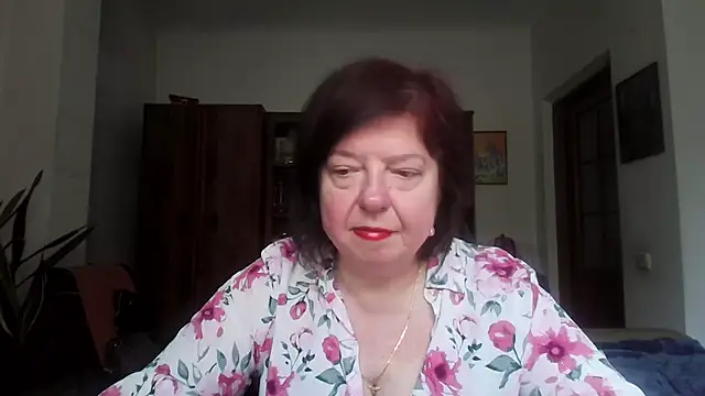 Snapshot of Violet_Pulse chatting on 13, 5, 2026 Violet Pulse online show from 13, 5, 2026