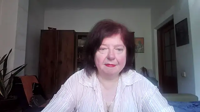 Snapshot of Violet_Pulse chatting on 15, 5, 2026 Violet Pulse online show from 15, 5, 2026