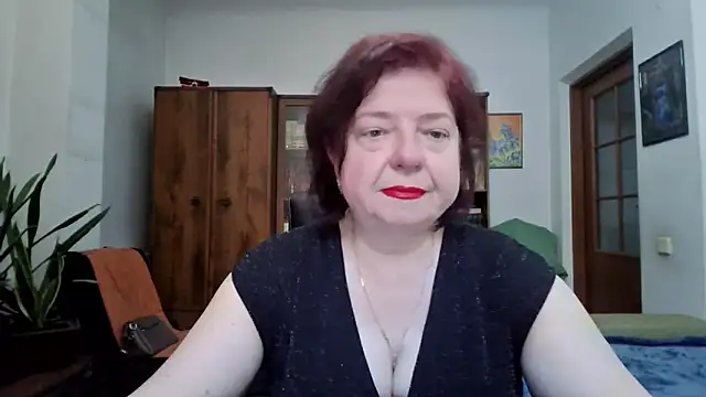 Snapshot of Violet_Pulse chatting on 27, 5, 2026 Violet Pulse online show from 27, 5, 2026