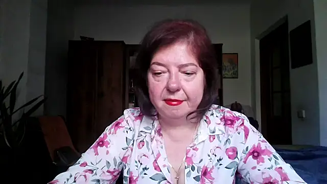 Snapshot of Violet_Pulse chatting on 29, 5, 2026 Violet Pulse online show from 29, 5, 2026