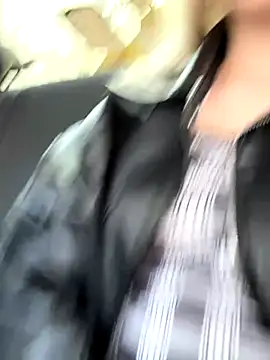 Snapshot of RonnieKiss chatting on 23, 9, 2025 RonnieKiss online show from 23, 9, 2025