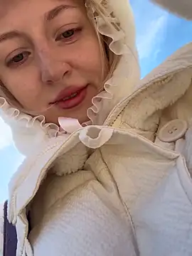 Snapshot of RonnieKiss chatting on 9, 10, 2025 RonnieKiss online show from 9, 10, 2025