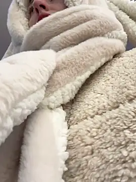 Snapshot of RonnieKiss chatting on 7, 11, 2025 RonnieKiss online show from 7, 11, 2025