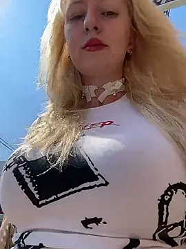 Snapshot of RonnieKiss chatting on 11, 1, 2026 RonnieKiss online show from 11, 1, 2026