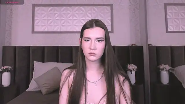 Snapshot of babyy_gloria chatting on 27, 9, 2025 babyy gloria online show from 27, 9, 2025