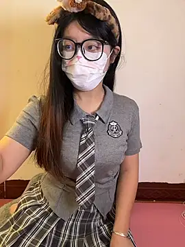 Snapshot of AZ37866 chatting on 10, 10, 2025 AZ37866 online show from 10, 10, 2025